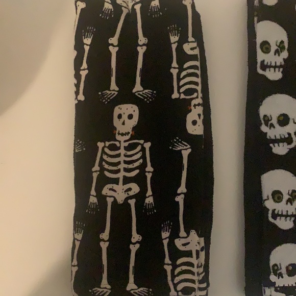 Halloween Target Hyde and Eek (2) Pack Kitchen Towels (2) pack Hand Towelsz - Picture 7 of 7